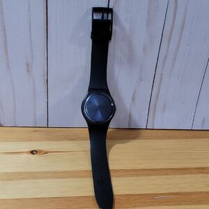 Chic Black Swatch Watch
